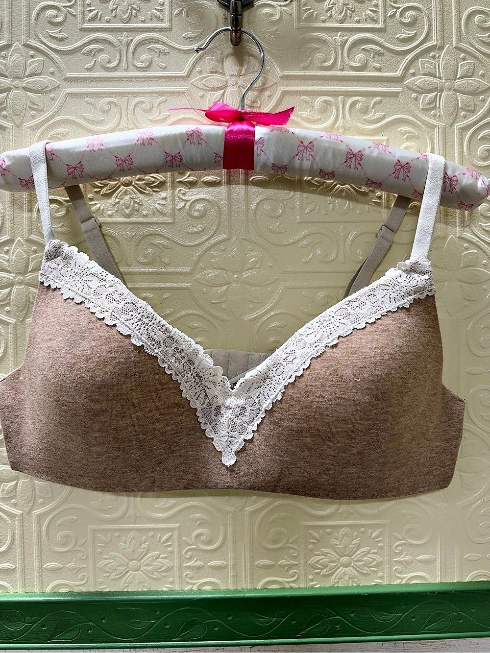 Victoria's Secret Lace Trim Bra in Brown